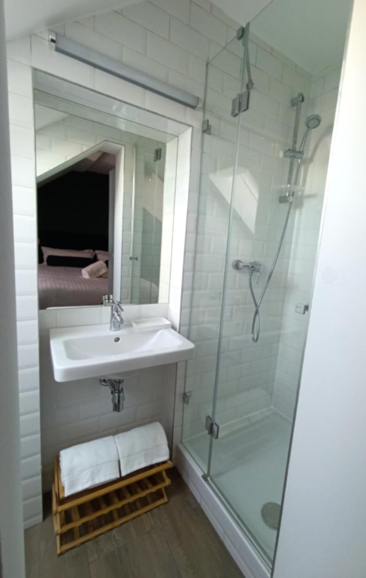 Bossa City Design Apartments เวียนนา ภายนอก รูปภาพ