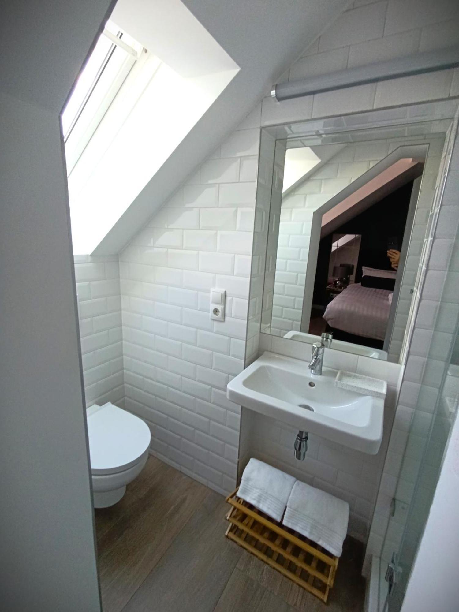 Bossa City Design Apartments เวียนนา ภายนอก รูปภาพ